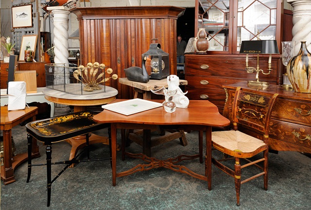 Mengenal Furniture Antik Dan Tips Membeli Yang Mudah