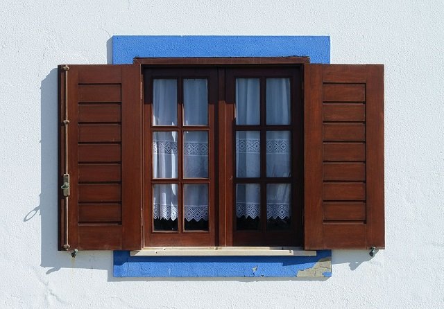 Jendela Rumah Mulai Usang? Cat Kayu Jendela Ini Solusinya